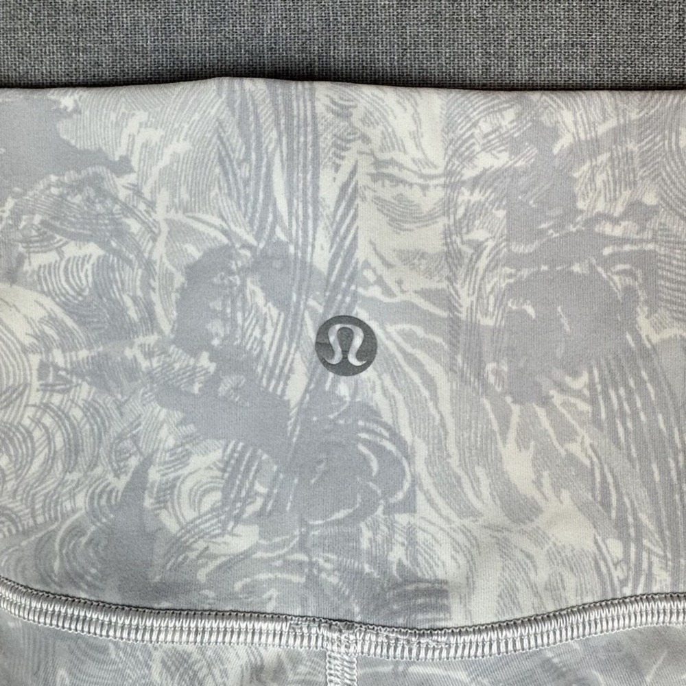 Lululemon Wunder Under Crop High-Rise 21" Womens 4 Tropical Shadow Starlight - Picture 2 of 8